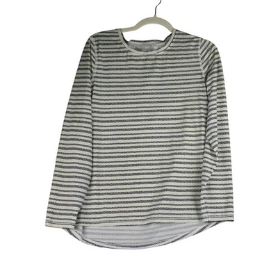 LL Bean Womens M Striped Long Sleeve Top Crew Neck Nylon Blend Dot Stripe Print - Image 1 of 4