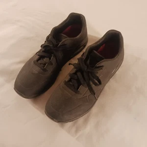Scarpe Skechers Uomo Taglia 9 Antiscivolo Nero Sneakers Skate Skater - Foto 1 di 11