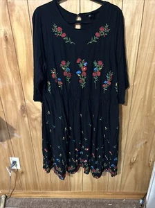 Torrid 2 Black Embroidery Floral Tunic/Dress Midi Knee Length 3/4 Sleeve Casual - Picture 1 of 15