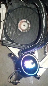 IBuyPower liquid cpu cooler - Photo 1/10