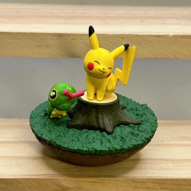 Set Pokémon - Maleta Batalha no Vulcão e Pikachu - WCT Sunny - JP Toys -  Brinquedos e Actions Figures para todas as idades