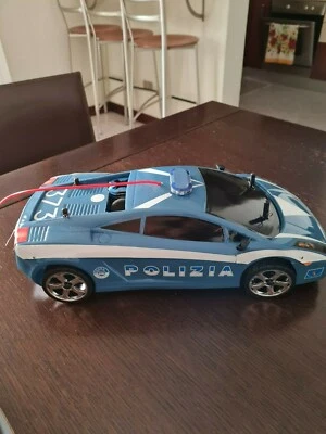 Vendo auto a scoppio 1:10 LAMBORGHINI GALLARDO dell Polizia di Stato De Agostini - Immagine 1 di 4