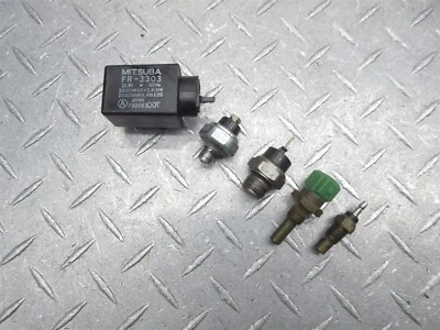 Honda VTR1000F 1998 98-00 Super Hawk OEM Sensor Relé Lote Intermitente Ventilador Temperatura Aceite Foto 1 de 4