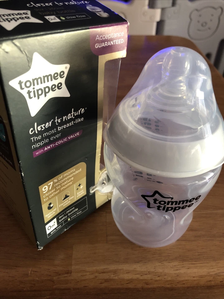 Botella Tommee Tippee Closer to Nature unisex 9 oz 522500 flujo lento  Foto 1 de 1