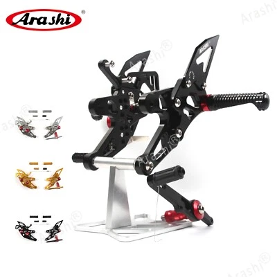 Pedane poggiapiedi regolabili per BMW S1000RR HP4 2015-2018 / S1000R 2017-2020 Foto 1 de 4