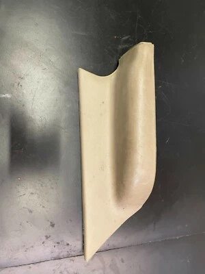 LR Door Pull 1999 Ford Crown Victoria/Mercury Grand Marquis - Imagem 1 de 4