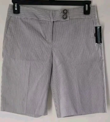 Bermudas Seersucker Attention blancas y negras a rayas.  Talla 4 Foto 1 de 4