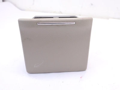 Оригинальный держатель чашки для задней центральной консоли Subaru Legacy & Outback 2005-2009 годов выпуска - Изображение 1 из 4