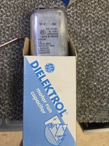 CONDENSATORE FUNZIONAMENTO MOTORE DIELETTRICO GE VINTAGE 97F4154 4uF 370VAC 60HZ - Foto 1 di 2