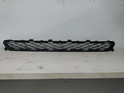 雷克萨斯 RC F 后保险杠零件扩散器中心装饰下格栅2015-16-17-18-19 — 第 1/4 张图片