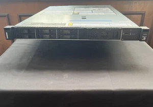 Lenovo SR630-10 SFF, 2x Xeon Silver 4215R @3,2 GHz, 32 Go DDR4 - Photo 1/3