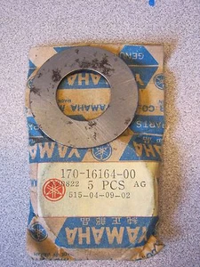 PLACA ARANDELA DE EMPUJE EMBRAGUE YAMAHA 2 DS DT IT MX RD TT TX 68-82 NOS OEM 170-16164 - Imagen 1 de 5