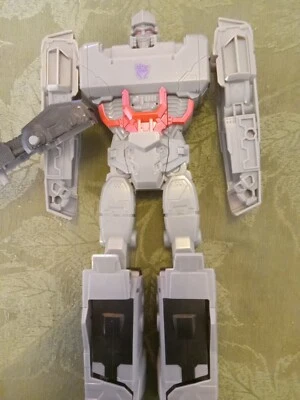 Transformers Titan Changer Class  Decepticon Megatron  Hasbro 10.5" Figure - Image 1 of 4