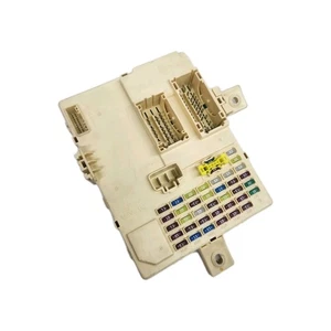 11-2014 HYUNDAI SONATA RELAY FUSE BOX 91950-3S061 OEM - Picture 1 of 4
