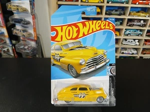 Hot Wheels 47 Chevy Fleetline Mooneyes Rod Squad 2021 - Picture 1 of 3