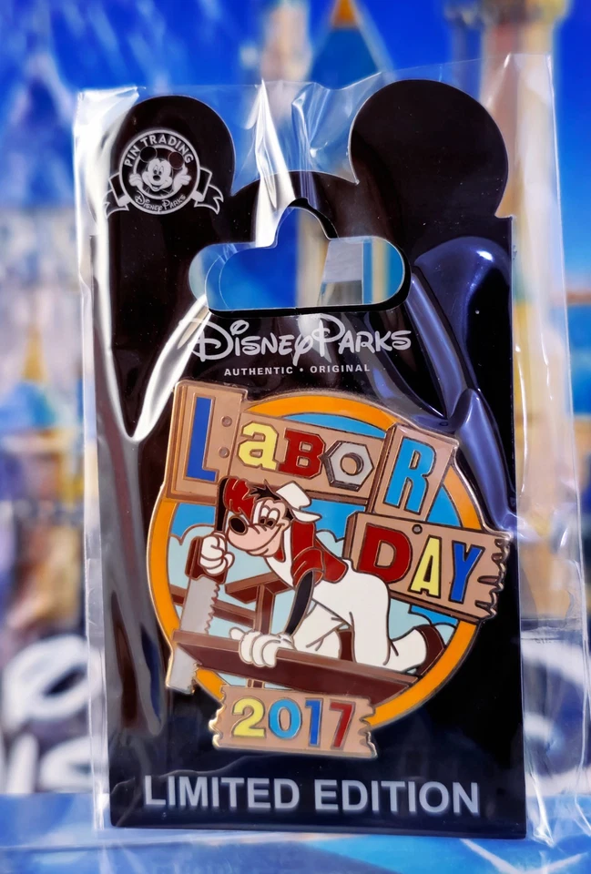 Disney CM Pin - Labor Day 2017 Goofy LE 500 - Image 1 of 1