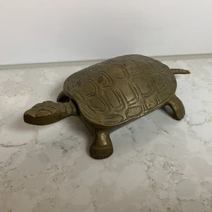 "Estatuilla coleccionable hecha a mano con tapa con bisagras caja baratija tortuga de latón vintage 6""" - Imagen 1 de 5