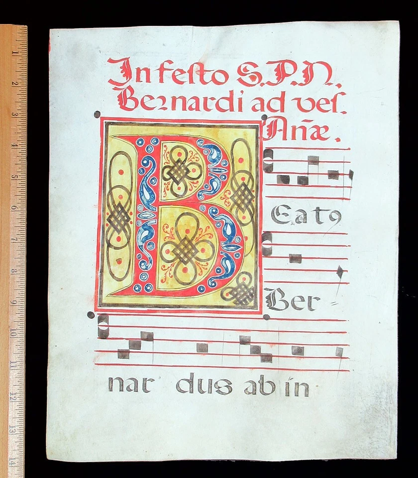 ILLUMINATED MANUSCRIPT CHOIRBOOK LEAF SPAIN c 1600,  LARGE ELABORATE INITIAL "B" - Image 1 of 4