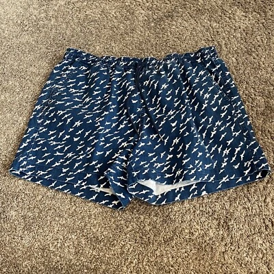 L.L. Pantalones cortos para mujer Bean Signature talla M tiro bajo estampado de pájaros azules Foto 1 de 4