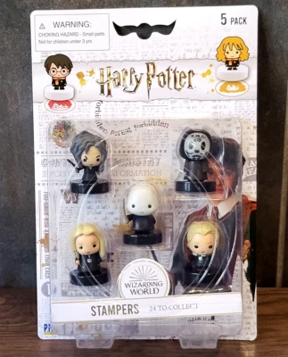 Paquete de 5 estampillas de Harry Potter ~ Bellatrix Mortífago Voldemort Lucius Draco Nuevas en Paquete Foto 1 de 3