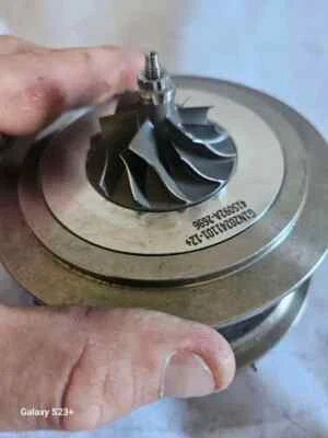 Cartucho turbo 764609 para Citroen Fiat Lancia Peugeot 2.0 HDI 88Kw DW10UTED4 Foto 1 de 4