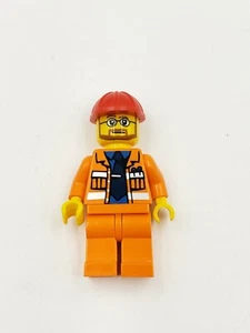 Lego Minifigur CTY0015 roter Helm - Bild 1 von 2