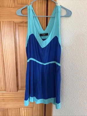 Vestido Lucy Love Grande Azul Teal Sin Mangas Cintura Elástica Corto Cuello en V Verano Foto 1 de 4
