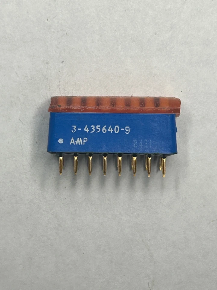 AMP 3-435640-9 Integrated Circuit - Image 1 of 1