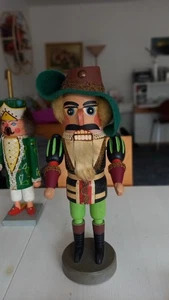 ♥︎Antiker♥︎großer Nussknacker♥︎ Erzgebirge♥︎Holz♥︎Edelmann♥︎geweglich♥︎VINTAGE♡ - Bild 1 von 10