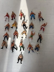 Lot of 21 WWE WWF Jakks Pacific Others  2" Mini Wrestling Figures 2006 - Picture 1 of 8