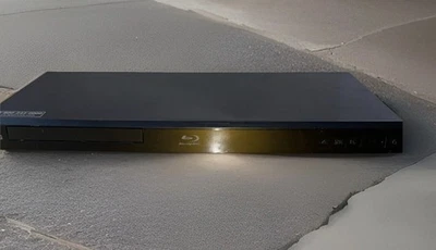 LG BP220 Blu-Ray Player - Image 1 of 2