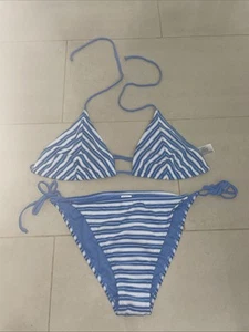BNWOT WOMENS AND WHITE STRIPED BIKINI SET 14-16 - Picture 1 of 5