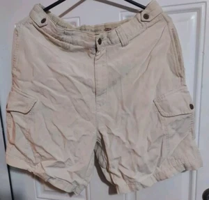 Tommy Bahama Shorts Mens 32 Relax Beige Casual - Picture 1 of 3