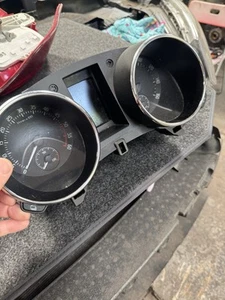 SKODA YETI QUADRO STRUMENTI Orologi 5L0920940p Speedo Cruscotto Chilometraggio Display Tdi - Foto 1 di 2