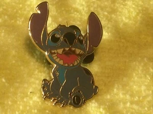 Lilo & STITCH Acting like a DOG Disney 2002 Pin - Bild 1 von 2