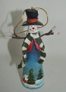 Pupazzo di neve natalizio ornamento cappello natalizio scena invernale 4,75" - Foto 1 di 5