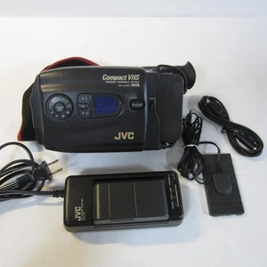 JVC GR-AX201 Compact VHS Video Camera with Charger Battery Cords Vintage 1995 - Picture 1 of 14
