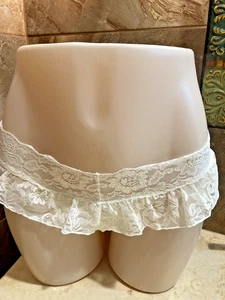 Vintage Victoria's Secret Bikinihöschen Retch Spitze und Rüschen XS/SMALL neu mit Etikett - Bild 1 von 2