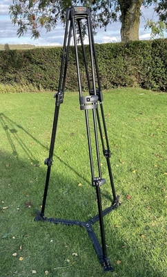 MANFROTTO 525MVB A1400823 Tripod 3 stage with Spreader - EVRI - Image 1 of 4