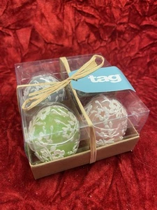 TAG Petunia Easter Egg Candles Set 4 Pastel Colored Egg Shaped Hand Painted New - Picture 1 of 3