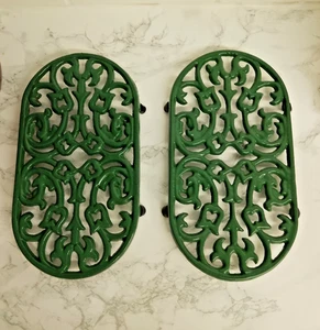 Vintage Cast Iron Trivet/Pot Stands x2 Oval Green with Feet for Kitchen - Picture 1 of 10
