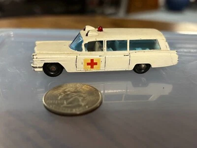 Ambulancia Cadillac Matchbox Lesney 54-C S&S Foto 1 de 4