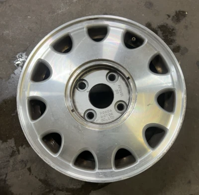 #71655 92-94 ACURA VIGOR OE USED WHEEL 15" 42700SL5A91 MACHINED SILVER - Image 1 of 4