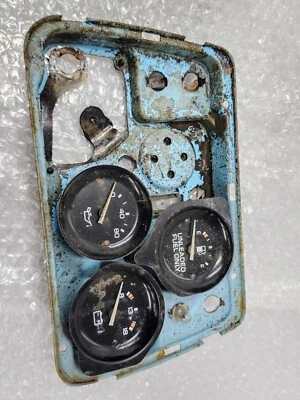 78-82 C3 Corvette Center Console Instrument Gauge Cluster Volt Meter, Oil, Fuel - Image 1 of 4