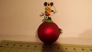 Disney Weihnachtsschmuck Mickey Mouse Fußball - Bild 1 von 4