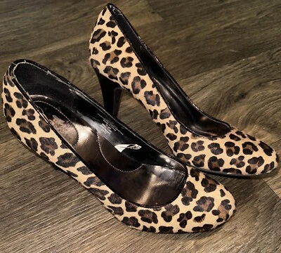 Merona Chunky Heels Animal Leopard  Print Cow Hair Round Toe Pumps Women’s Sz 9 - Image 1 of 4