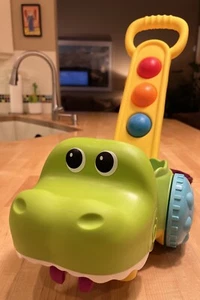 Gator Scoot & Scoop Gobble BalIs Interactive Learn-To-Walk Develop Motor Skills - Picture 1 of 9