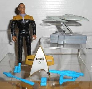 Playmates Star Trek Voyager Lieutenant Tuvok Figure 4.5" + Stand & Accessories - Picture 1 of 7