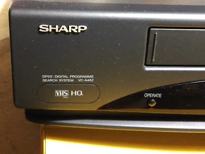 SHARP VC-A462 VCR - Video Registratore senza telecomando - Usato Revisionato - Immagine 1 di 4