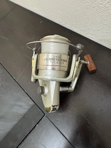 Daiwa Regal-Z 5500T Spinning Reel - Picture 1 of 14